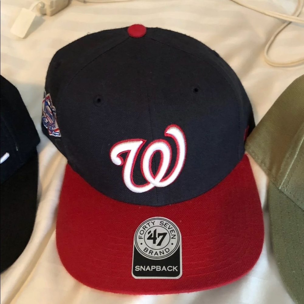 SnapBack hat - Picture 4 of 4